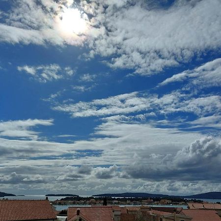 Apartmani Mare ชิเบนิก ภายนอก รูปภาพ